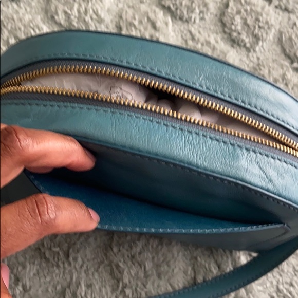 Fossil crossbody - Picture 3 of 5